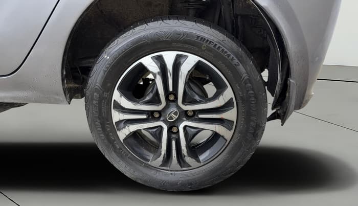 2022 Tata Tiago XZ PLUS CNG, CNG, Manual, 30,697 km, Left Rear Wheel