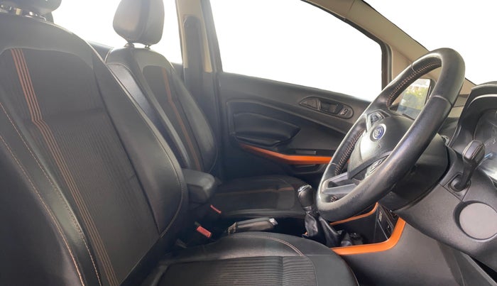 2018 Ford Ecosport TITANIUM 1.5L SPORTS(SUNROOF) DIESEL, Diesel, Manual, 1,42,097 km, Right Side Front Door Cabin