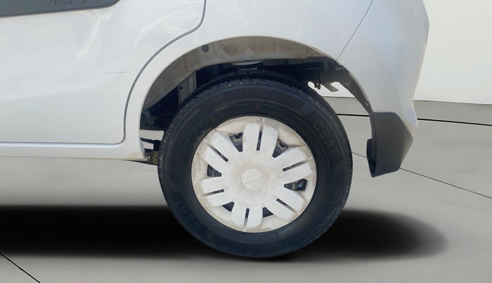 2019 Maruti Alto VXI, Petrol, Manual, 32,995 km, Left Rear Wheel