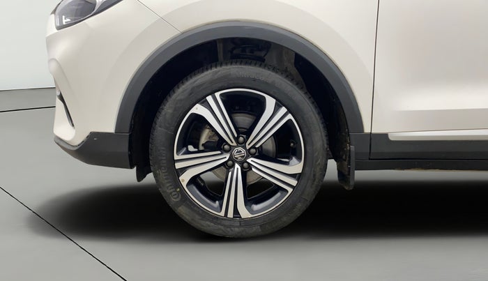 2022 MG ASTOR SAVVY 1.5 CVT, Petrol, Automatic, 18,679 km, Left Front Wheel