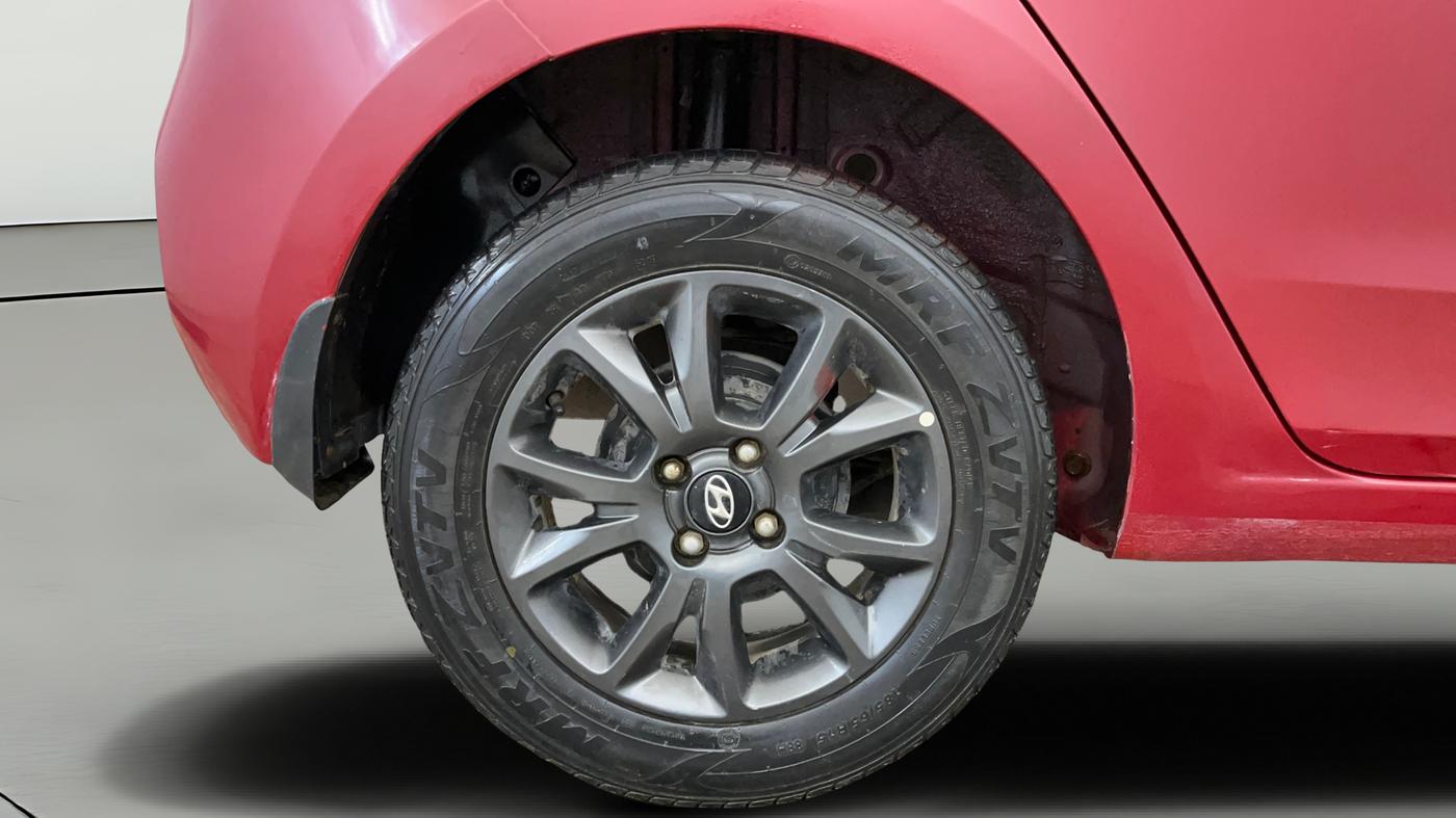 2020 Hyundai Elite i20 SPORTZ PLUS 1.2, Petrol, Manual, 25,946 km, Right Rear Wheel