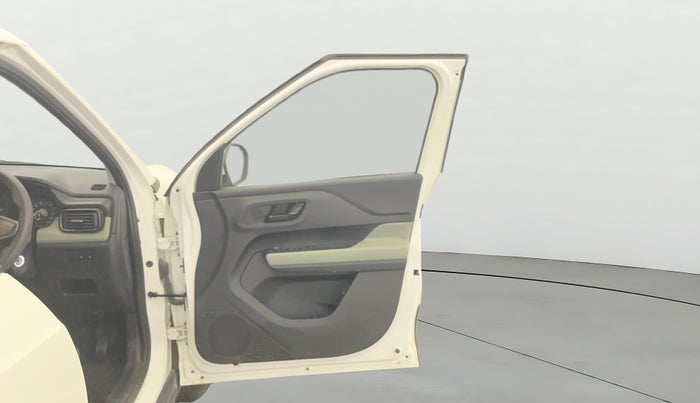 2023 Tata PUNCH ADVENTURE MT, Petrol, Manual, 2,538 km, RHS Front Door