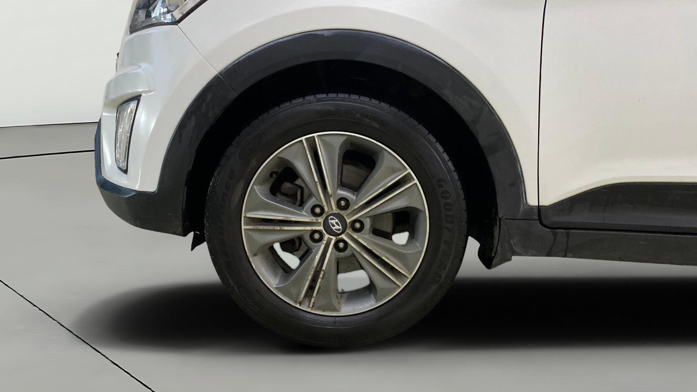 2017 Hyundai Creta SX PLUS AT 1.6 DIESEL, Diesel, Automatic, 1,16,848 km, Left Front Wheel