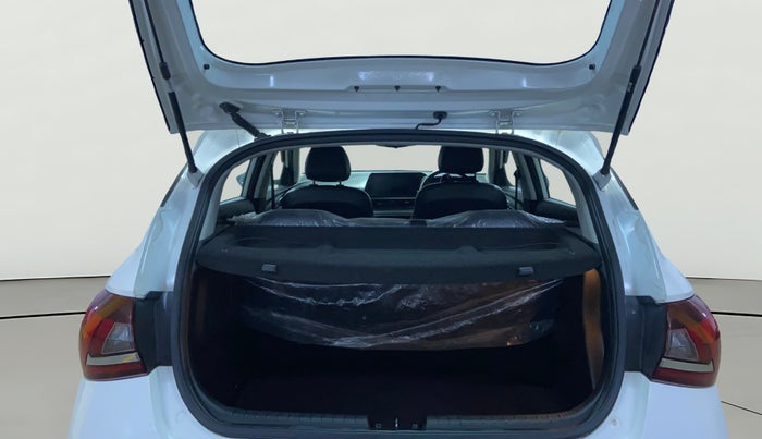 2021 Hyundai NEW I20 Asta 1.0 GDI Turbo IMT, Petrol, Manual, 41,240 km, Boot Open Zoomed View