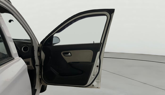 2019 Maruti Alto LXI CNG, CNG, Manual, 44,367 km, RHS Front Door