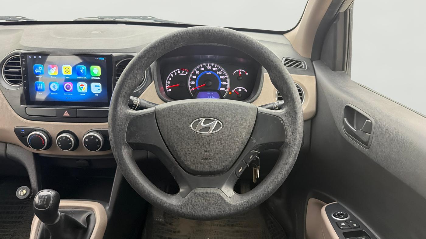 2016 Hyundai Grand i10 MAGNA 1.2 KAPPA VTVT, Petrol, Manual, 29,508 km, Steering Wheel Close Up