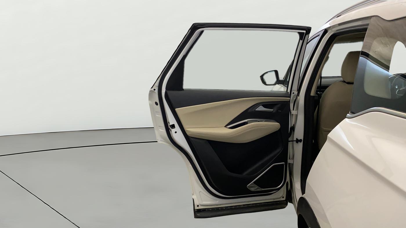 2024 MG HECTOR SHARP PRO 1.5 PETROL TURBO CVT PETROL, Petrol, Automatic, 14,132 km, LHS Rear Door