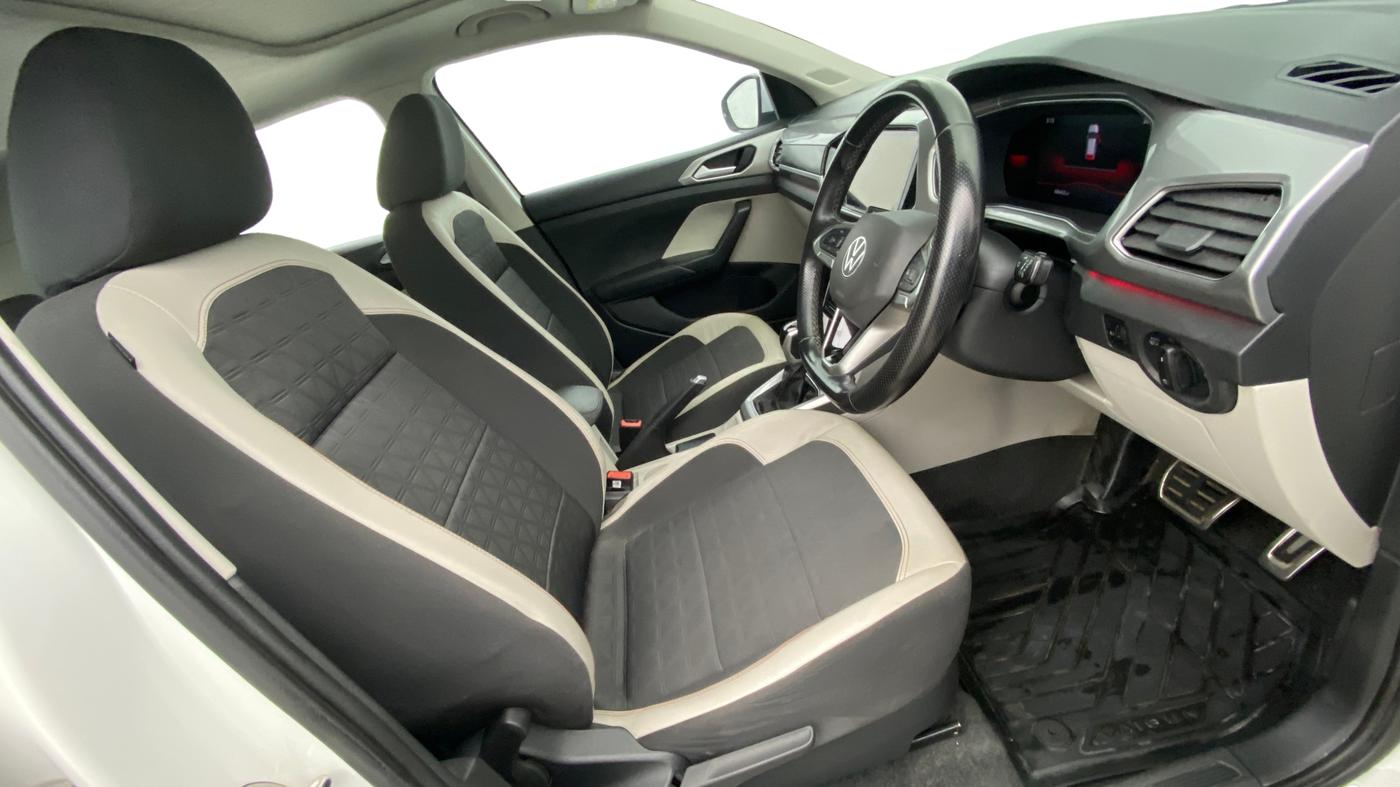 2021 Volkswagen TAIGUN GT PLUS 1.5 TSI DSG, Petrol, Automatic, 68,460 km, Right Side Front Door Cabin