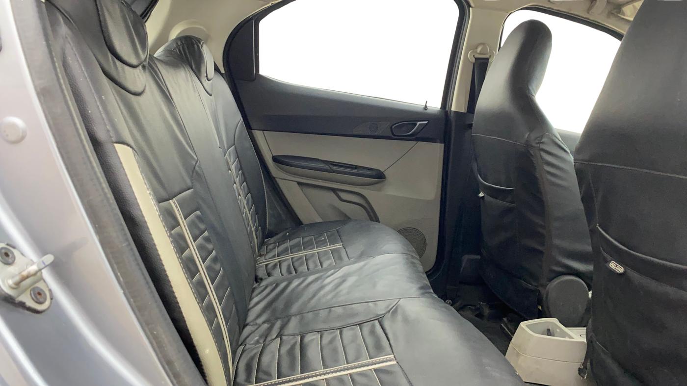 2018 Tata Tiago XM PETROL, Petrol, Manual, 83,861 km, Right Side Rear Door Cabin