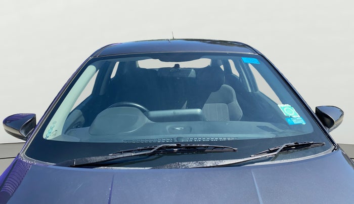 2020 Hyundai NEW I20 MAGNA 1.2 MT, Petrol, Manual, 23,731 km, Front Windshield