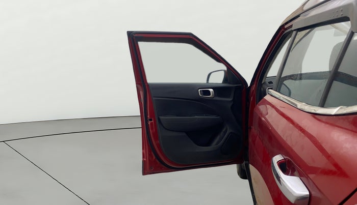 2022 Hyundai VENUE SX 1.5 CRDI, Diesel, Manual, 78,205 km, LHS Front Door