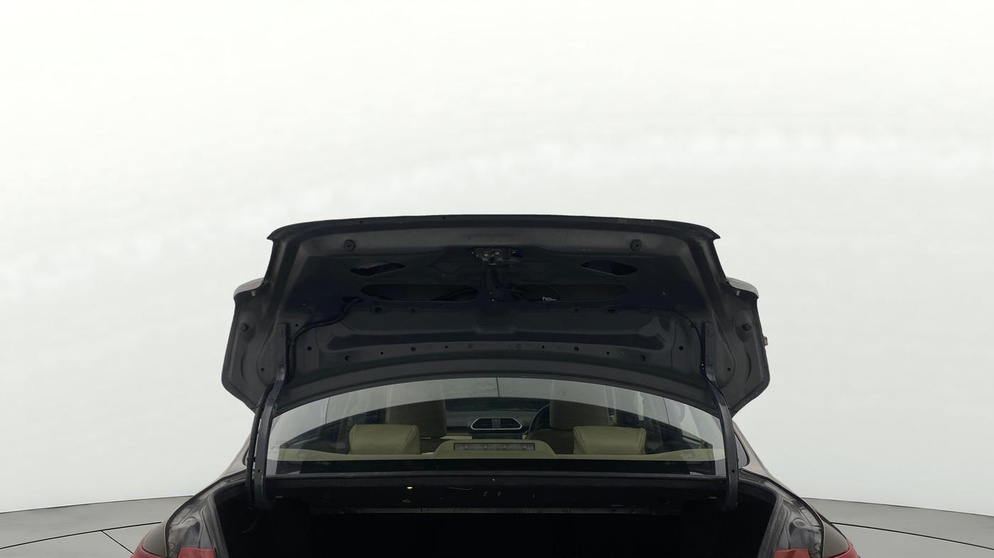 2019 Maruti Dzire VXI AMT, Petrol, Automatic, 65,355 km, Boot Door Open