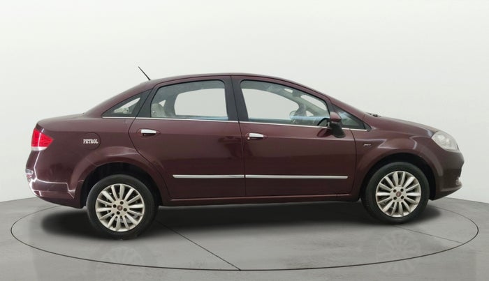 2016 Fiat Linea EMOTION 1.4 L T JET, Petrol, Manual, 22,223 km, Right Side View