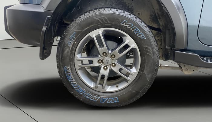 2022 Mahindra Thar LX PETROL HT 4WD AT, Petrol, Automatic, 18,128 km, Right Rear Wheel