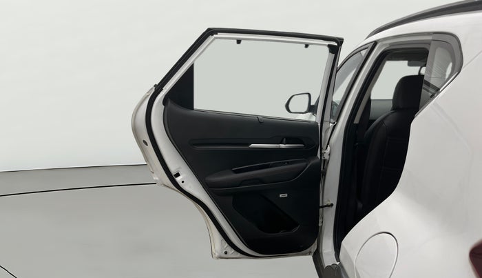 2022 KIA SONET GTX PLUS 1.0 IMT, Petrol, Manual, 23,928 km, LHS Rear Door