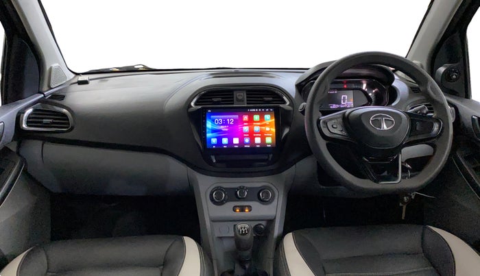 2022 Tata Tiago XT (O) PETROL, Petrol, Manual, 45,354 km, Dashboard