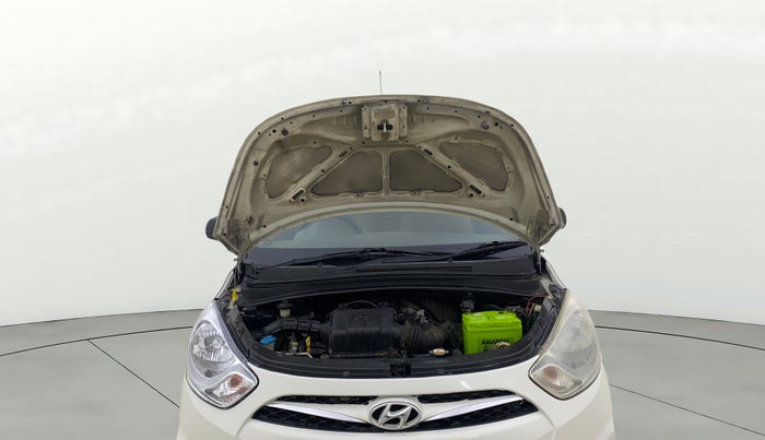 2015 Hyundai i10 MAGNA 1.1, CNG, Manual, 1,23,220 km, Open Bonet