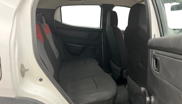 2016 Renault Kwid RXT 1.0, Petrol, Manual, 58,566 km, Right Side Rear Door Cabin