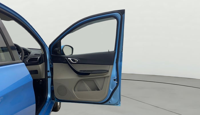 2017 Tata Tiago XZ PETROL, Petrol, Manual, 56,229 km, RHS Front Door