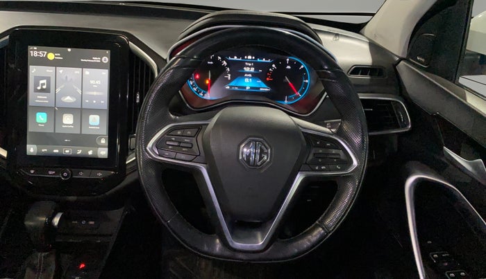 2019 MG HECTOR SHARP 1.5 DCT PETROL, Petrol, Automatic, 60,434 km, Steering Wheel Close Up