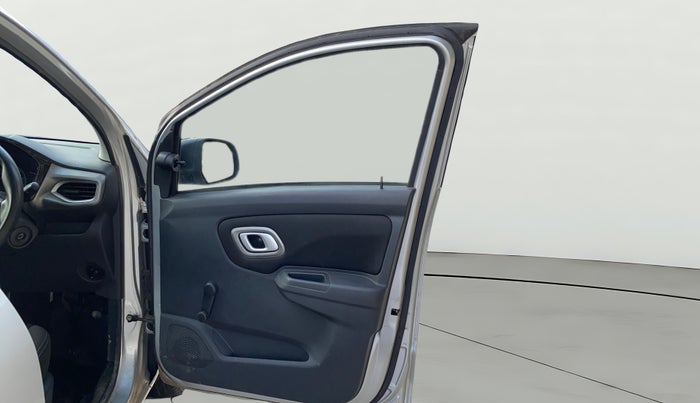 2020 Datsun Redi Go T, Petrol, Manual, 69,254 km, RHS Front Door