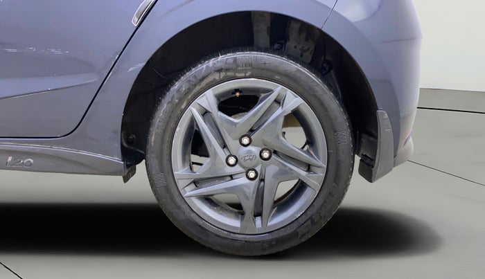 2021 Hyundai NEW I20 SPORTZ 1.2 MT, Petrol, Manual, 21,852 km, Left Rear Wheel