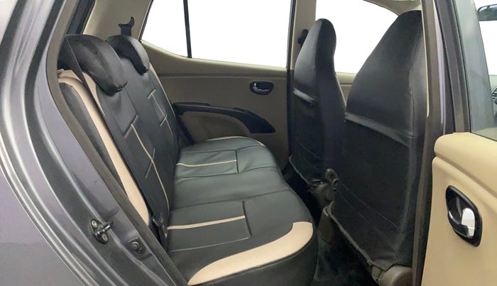 2013 Hyundai i10 SPORTZ 1.2, Petrol, Manual, 69,998 km, Right Side Rear Door Cabin