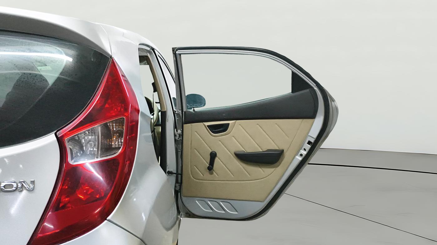 2018 Hyundai Eon ERA +, Petrol, Manual, 19,539 km, RHS Rear Door