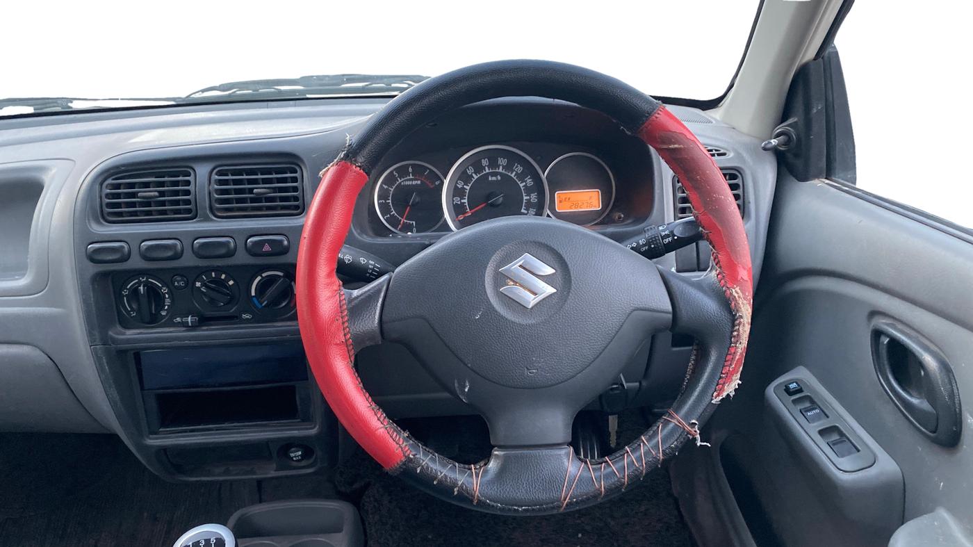 2014 Maruti Alto K10 VXI, Petrol, Manual, 28,269 km, Steering Wheel Close Up
