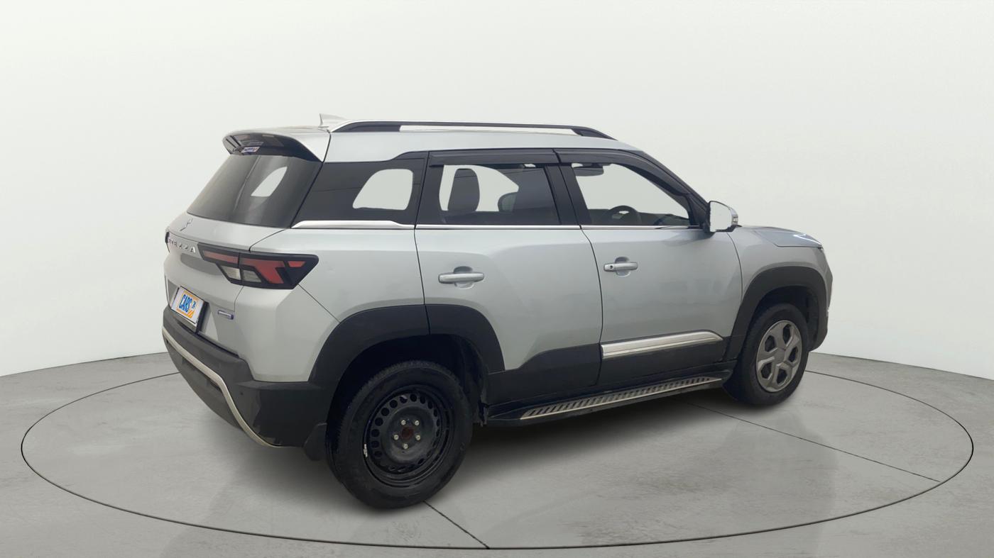 2022 Maruti BREZZA VXI AT SMART HYBRID, Petrol, Automatic, 10,563 km, Right Back Diagonal