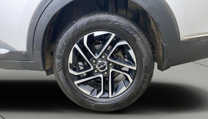 2023 KIA CARENS LUXURY 1.5 TURBO PETROL IMT 7 STR, Petrol, Manual, 60,141 km, Left Rear Wheel