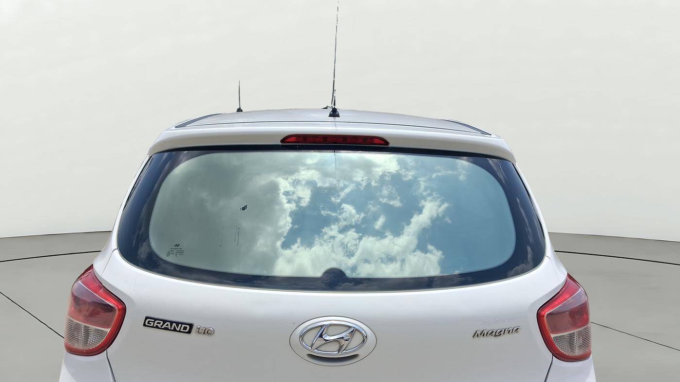 2016 Hyundai Grand i10 MAGNA 1.2 KAPPA VTVT, CNG, Manual, 75,872 km, Rear Windshield