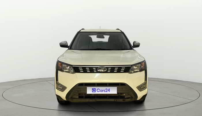 2022 Mahindra XUV300 W8 (O) 1.2 PETROL AMT, Petrol, Automatic, 80,718 km, Front