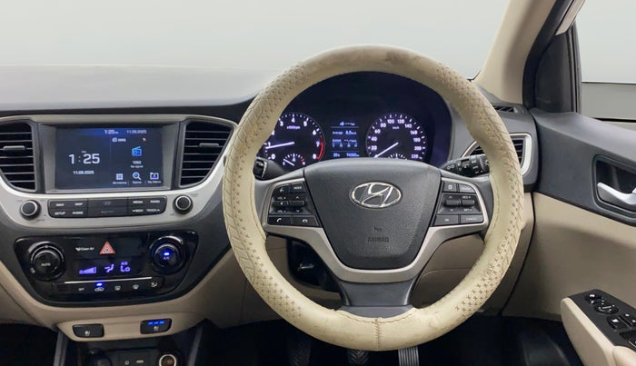 2018 Hyundai Verna 1.6 VTVT SX O, Petrol, Manual, 74,340 km, Steering Wheel Close Up