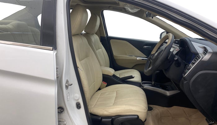 2014 Honda City 1.5L I-VTEC VX CVT, Petrol, Automatic, 1,27,988 km, Right Side Front Door Cabin