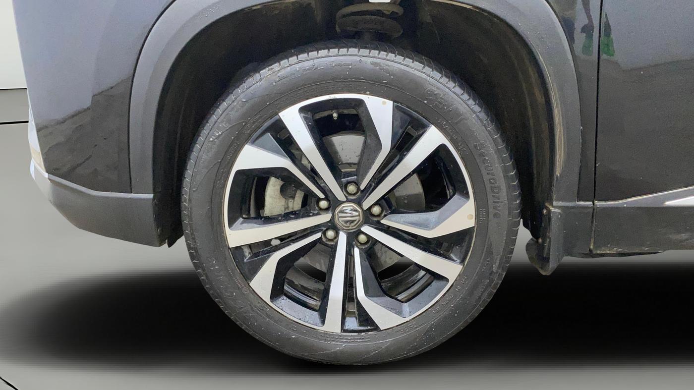 2024 MG HECTOR Select Pro 1.5 Turbo CVT , Petrol, Automatic, 23,748 km, Left Front Wheel