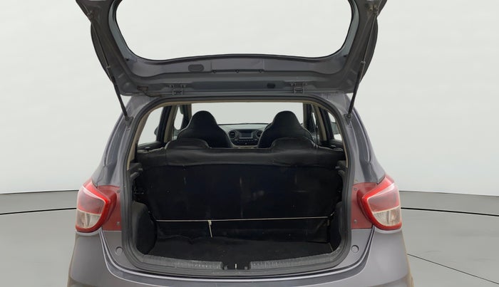 2017 Hyundai Grand i10 SPORTZ 1.2 KAPPA VTVT, Petrol, Manual, 51,849 km, Boot Open Zoomed View