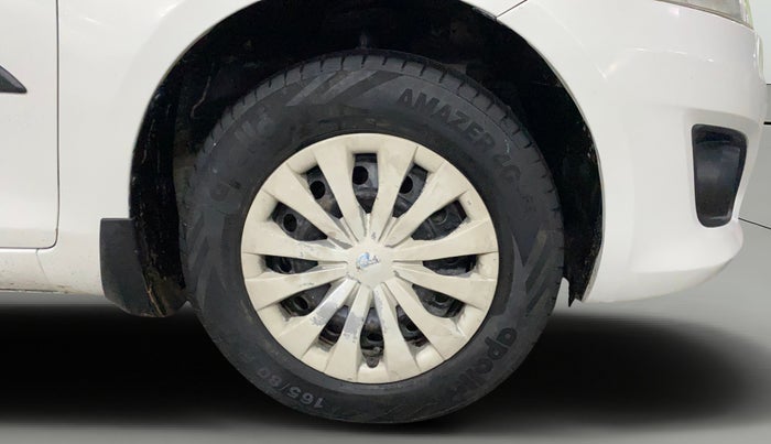 2014 Maruti Swift Dzire VXI, Petrol, Manual, 89,040 km, Right Front Wheel