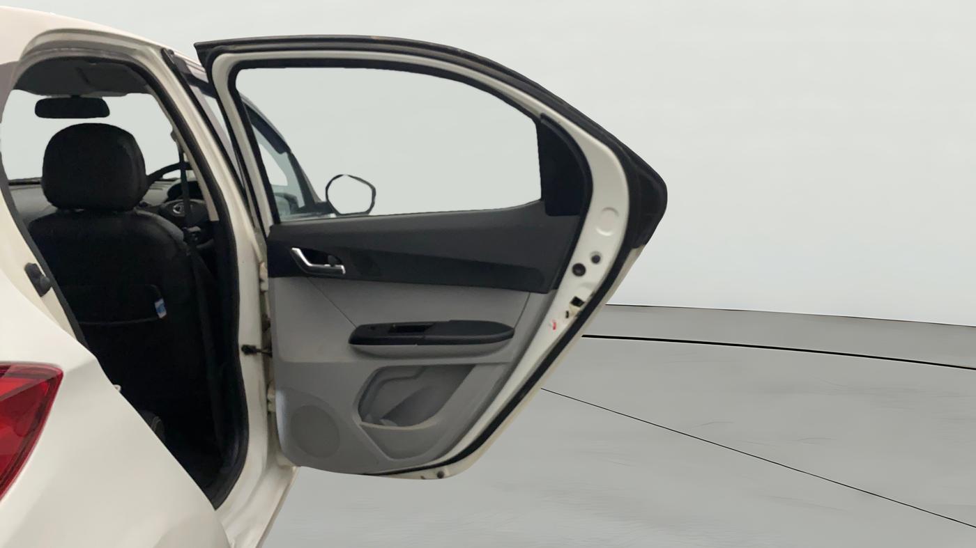 2020 Tata Tiago XZ PLUS PETROL, Petrol, Manual, 1,41,342 km, RHS Rear Door