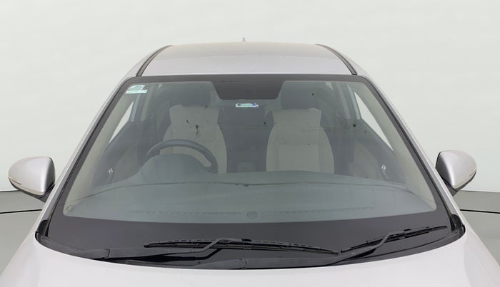 2017 Hyundai Verna 1.6 EX CRDI, Diesel, Manual, 1,33,554 km, Front Windshield