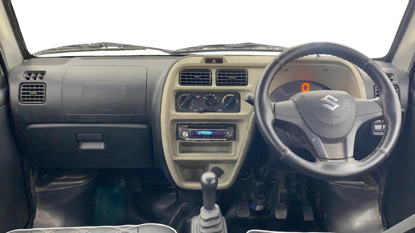 2022 Maruti Eeco 5 STR AC, Petrol, Manual, 28,263 km, Dashboard