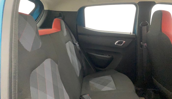 2019 Renault Kwid RXT 1.0 AMT (O), Petrol, Automatic, 14,265 km, Right Side Rear Door Cabin