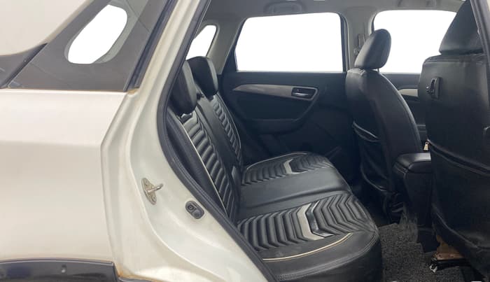 2018 Maruti Vitara Brezza ZDI PLUS AMT, Diesel, Automatic, 1,35,582 km, Right Side Rear Door Cabin