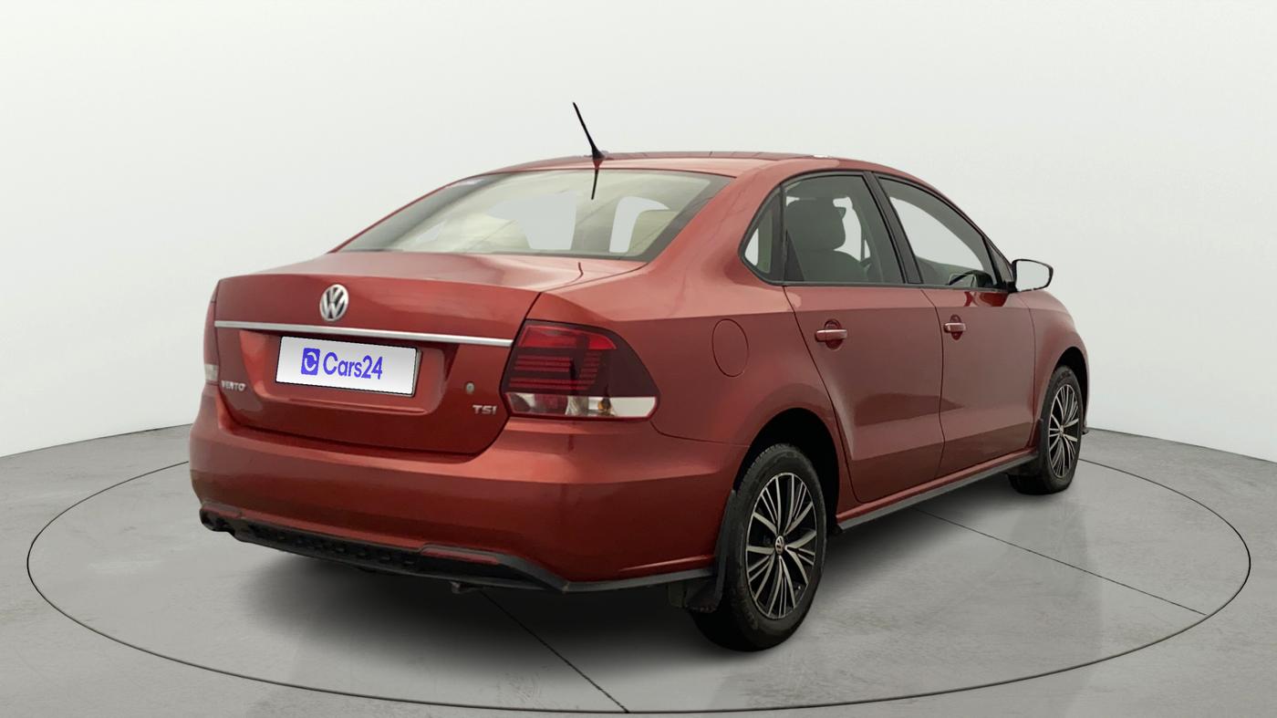 2020 Volkswagen Vento HIGHLINE 1.0L TSI, Petrol, Manual, 1,44,347 km, Right Back Diagonal