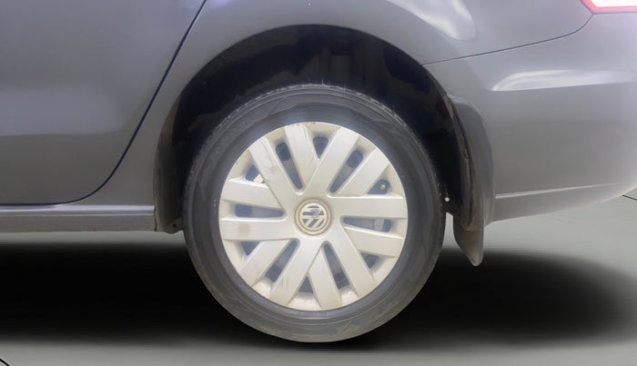 2015 Volkswagen Vento COMFORTLINE 1.6, Petrol, Manual, 45,326 km, Left Rear Wheel