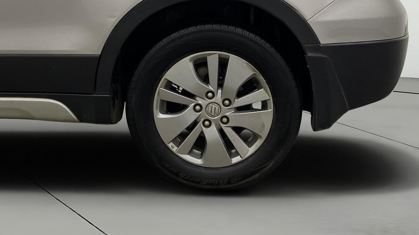 2015 Maruti S Cross ALPHA 1.6, Diesel, Manual, 67,120 km, Left Rear Wheel