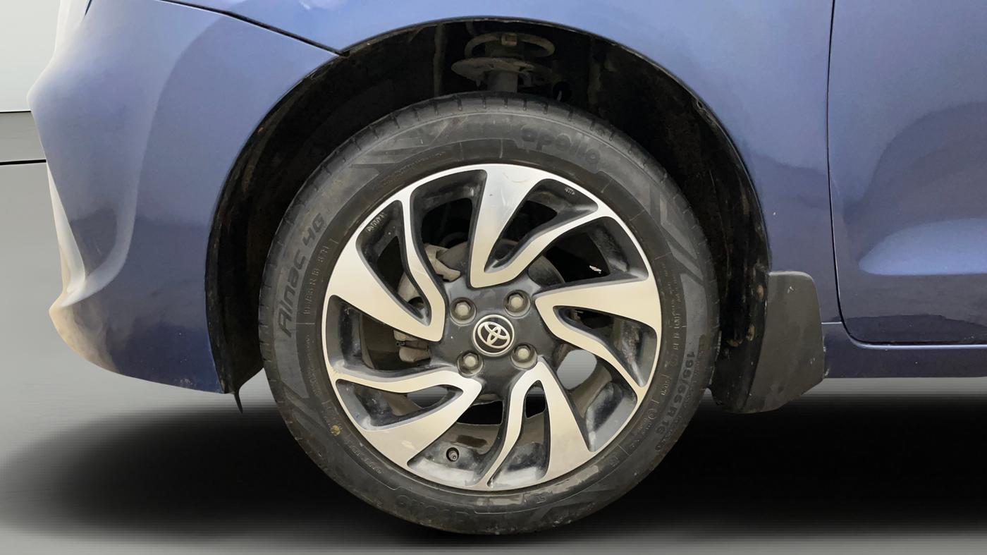 2020 Toyota Glanza V, Petrol, Manual, 63,580 km, Left Front Wheel