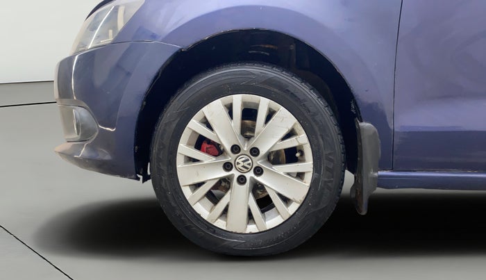 2015 Volkswagen Vento HIGHLINE PLUS 1.2 AT 16 ALLOY, Petrol, Automatic, 76,519 km, Left Front Wheel