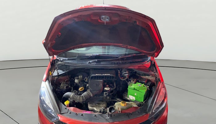 2017 Tata TIGOR XZ PETROL, Petrol, Manual, 52,781 km, Open Bonet