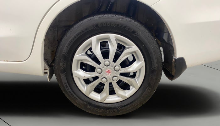 2015 Honda Amaze 1.2L I-VTEC SX, Petrol, Manual, 1,43,226 km, Left Rear Wheel